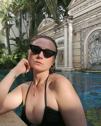 Full leaked Erin hour private photo