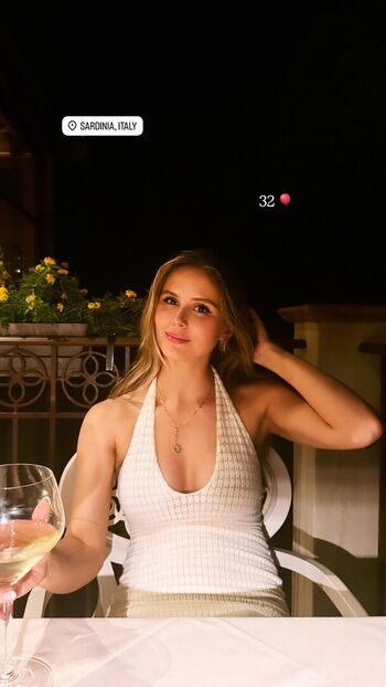 Full leaked Erin moriarty page private photo