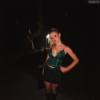 Full leaked Erin moriarty private photo