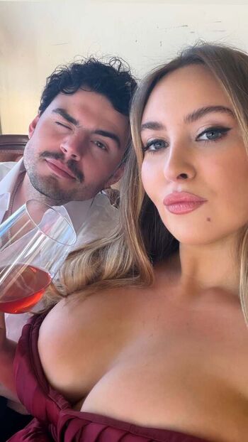 Full leaked Erinmhk page private onlyfans photo