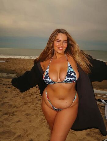 Full leaked Erinmhk private onlyfans photo