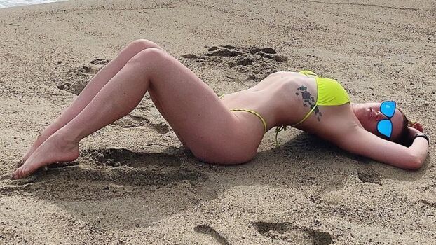 Full leaked Erinmicklow private photo
