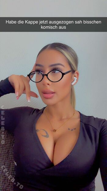 Full leaked Esleem private photo