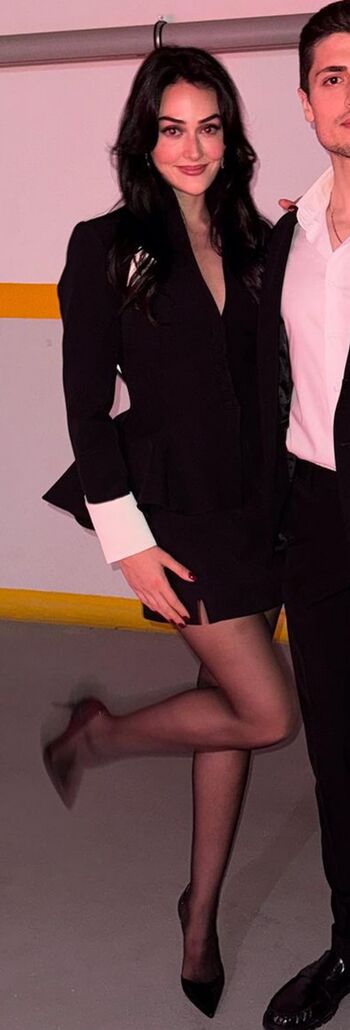 Full leaked Esra bilgic private photo