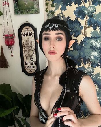 Full leaked Estella graves private photo