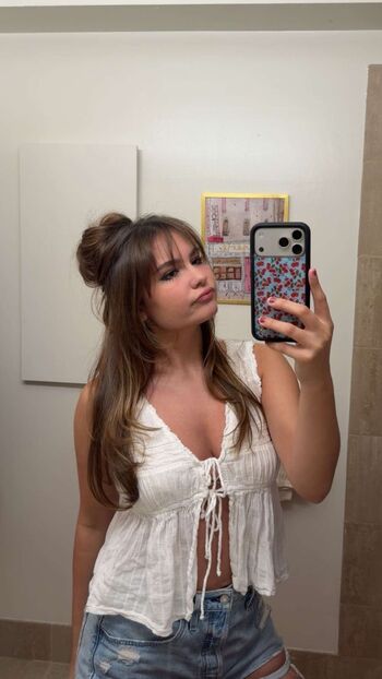 Full leaked Ester dobrik private photo