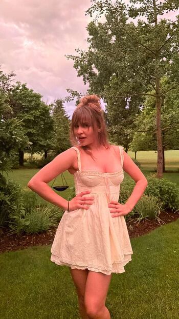 Full leaked Ester dobrik private photo
