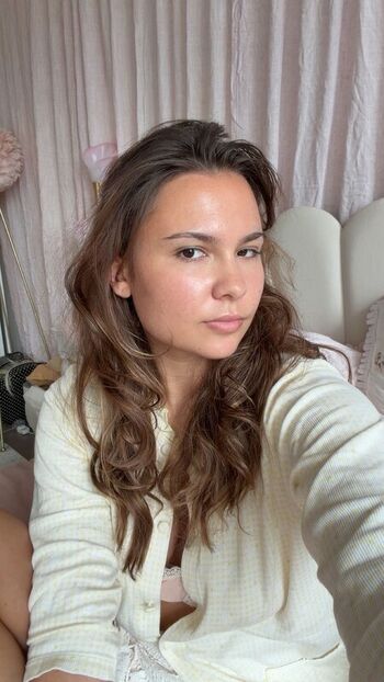 Ester Dobrik