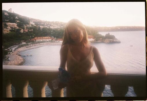 Full leaked Ester exposito private photo