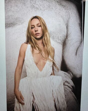 Full leaked Ester exposito page private photo