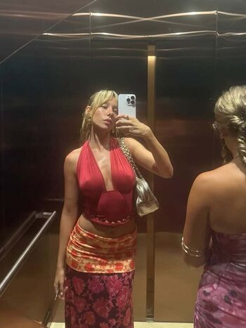 Ester Exposito