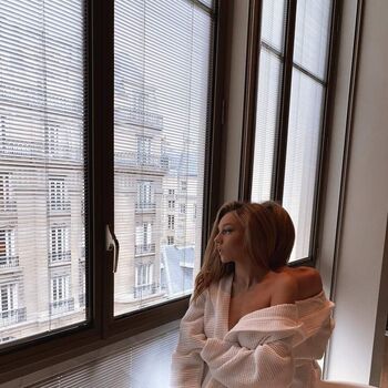 Full leaked Ester karbivnicha private photo