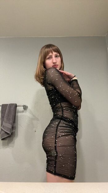 Full leaked Esther grey private photo