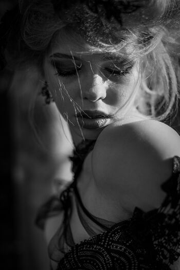 Full leaked Eva lee model page private photo