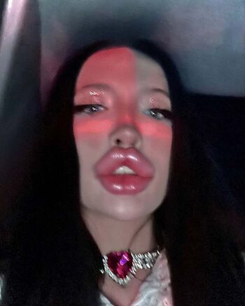 Full leaked Eva u tits private photo