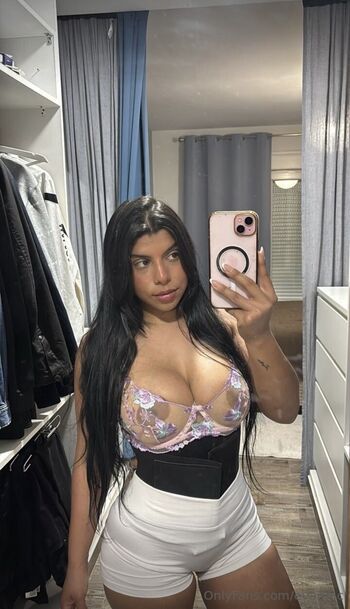 Full leaked Evagmc private photo