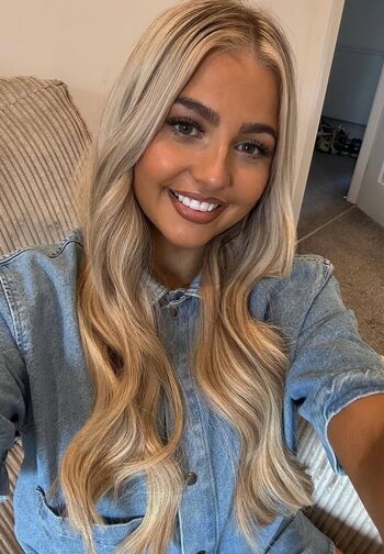 Eve Elizabeth Taylor