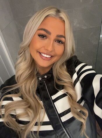 Eve Elizabeth Taylor