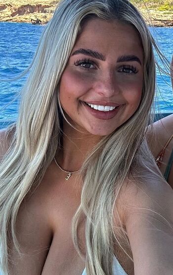 Eve Elizabeth Taylor