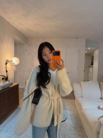 Full leaked Evelyn ha page private photo
