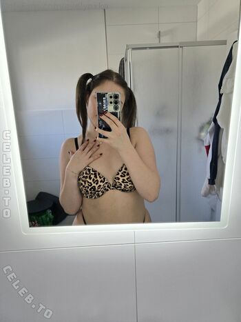 Full leaked Evelynxka private photo