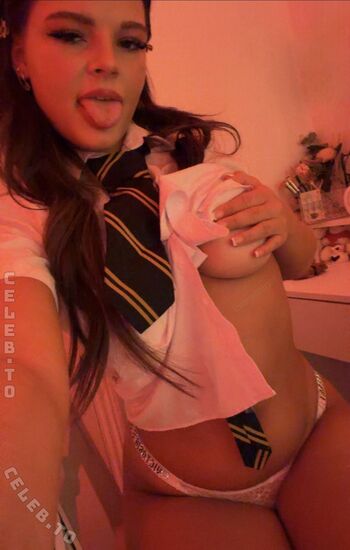 Full leaked Evie sells private photo