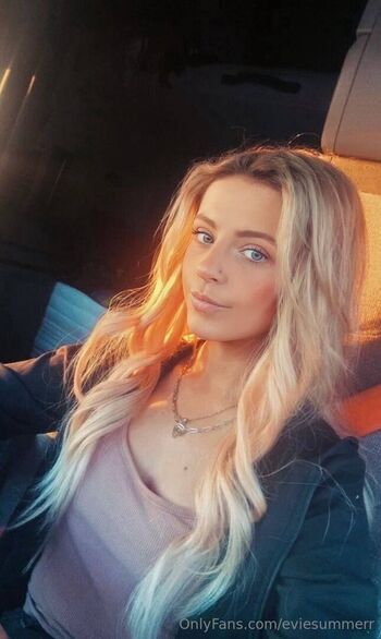 Full leaked Eviesummerr private photo