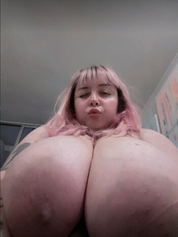 Full leaked Evilbebita private photo