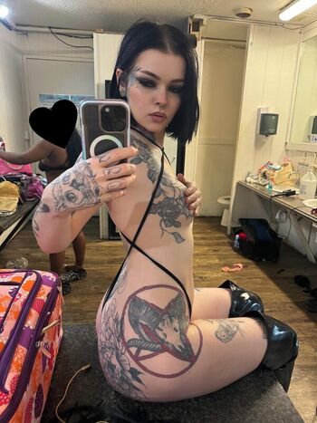 Full leaked Evilzatanna private photo