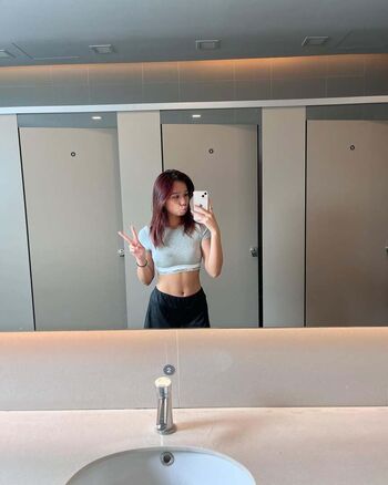 Full leaked Evon tan private photo