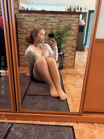 Full leaked Evviepp private photo