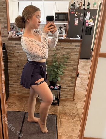 Full leaked Evviepp private photo