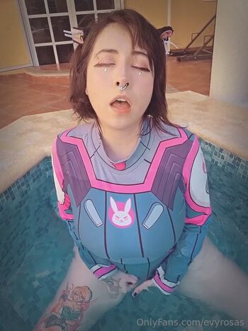 Full leaked Evy rosas private photo
