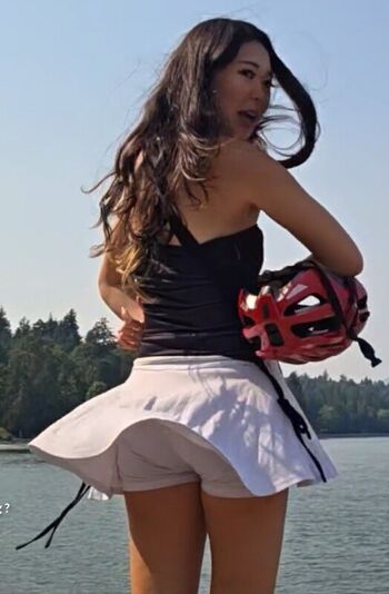 Full leaked Extraemily page private photo