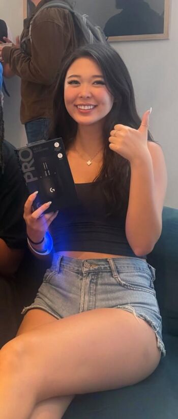Full leaked Extraemily private photo