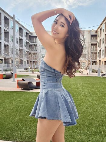 Full leaked Extraemily private photo