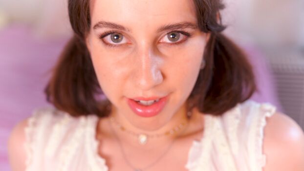 Full leaked Eye contact private photo