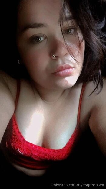 eyesgreensex