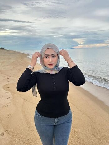 eynymawar