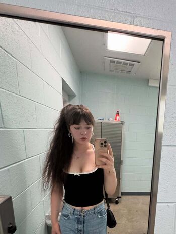 Leaked Alex chov / private photo viral onlyfans