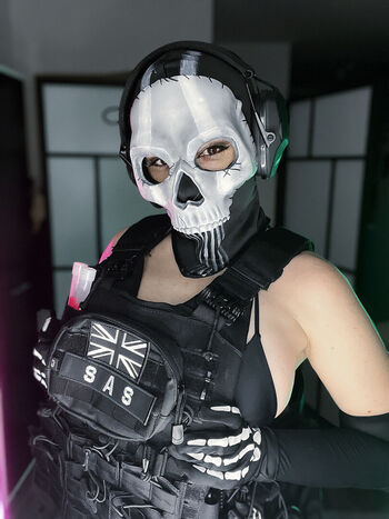 Full leaked Ezy summers cosplay page private photo