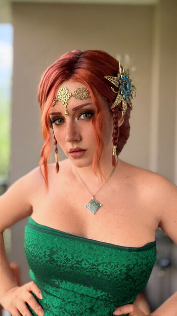 Full leaked Ezy summers cosplay page private photo
