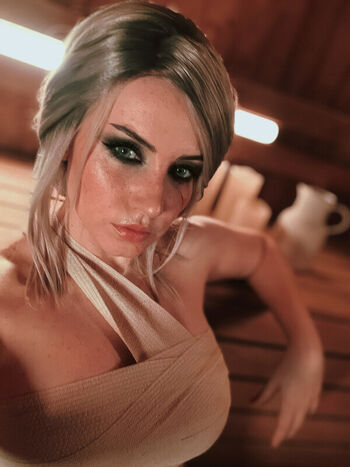 Full leaked Ezy summers cosplay page private photo