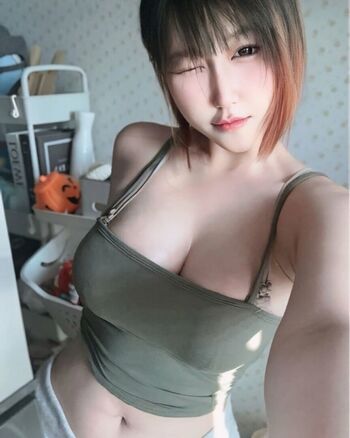 f_manatsanan