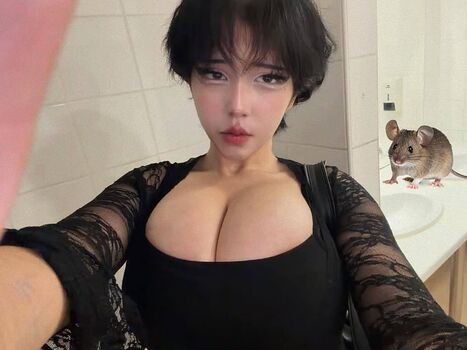 Full leaked Fily page private photo