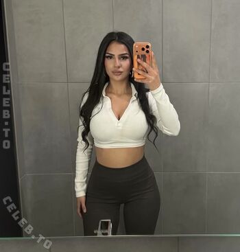 Full leaked Faatima aal private photo