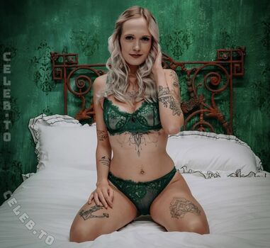 Full leaked Fabienne hlle private photo