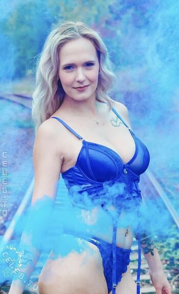 Full leaked Fabienne hlle private photo