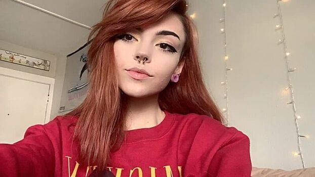 Full leaked Faerienugs private photo