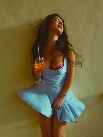 Full leaked Fainazuckerman private photo